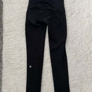 Lululemon Black High-Waisted Leggings 0